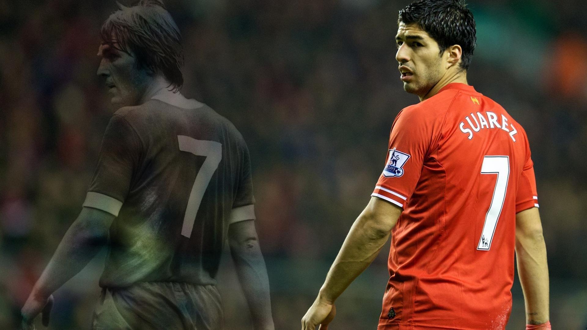 半场激战未分胜负 青岛海牛与成都蓉城0-0互交白卷 罗森文飞身险破门